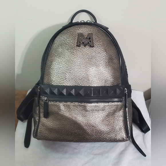 MCM Metallic Gray Cracked Leather Backpack - Picture 12 of 17